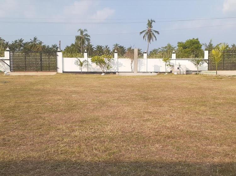 Blu Marine Nilaveli Hotel Trincomalee Exterior photo